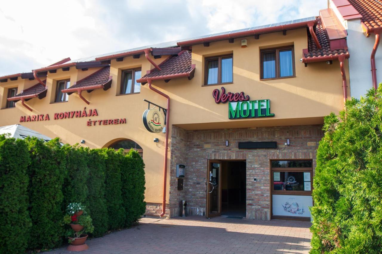 Veres Motel Veresegyház Exterior foto